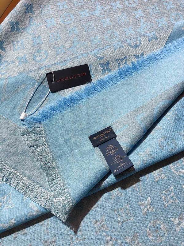 LV scarf 145X145cm 60%桑蚕丝 40%绵羊毛 E (4)