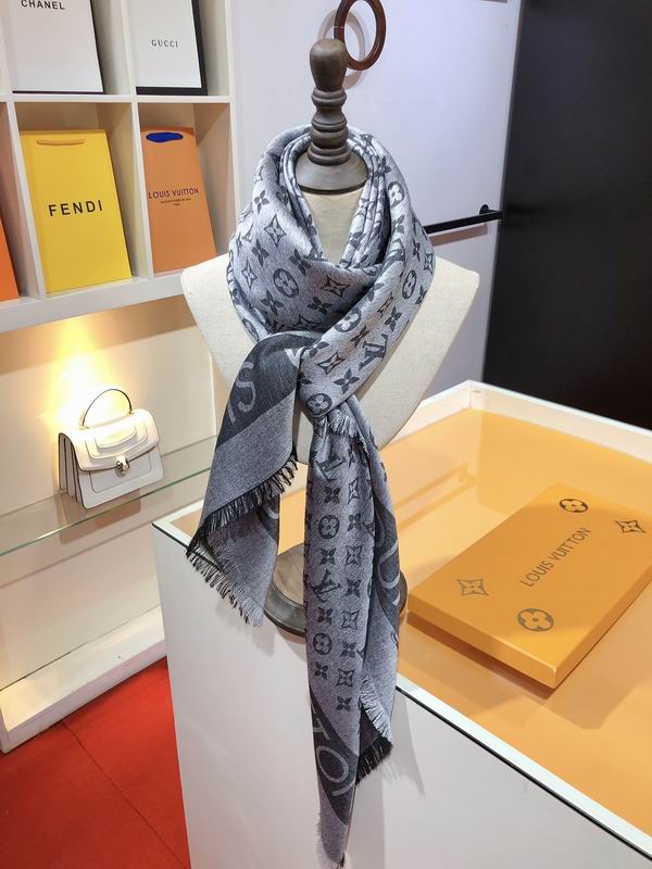 LV scarf 145X145cm 60%桑蚕丝 40%绵羊毛 E (9)