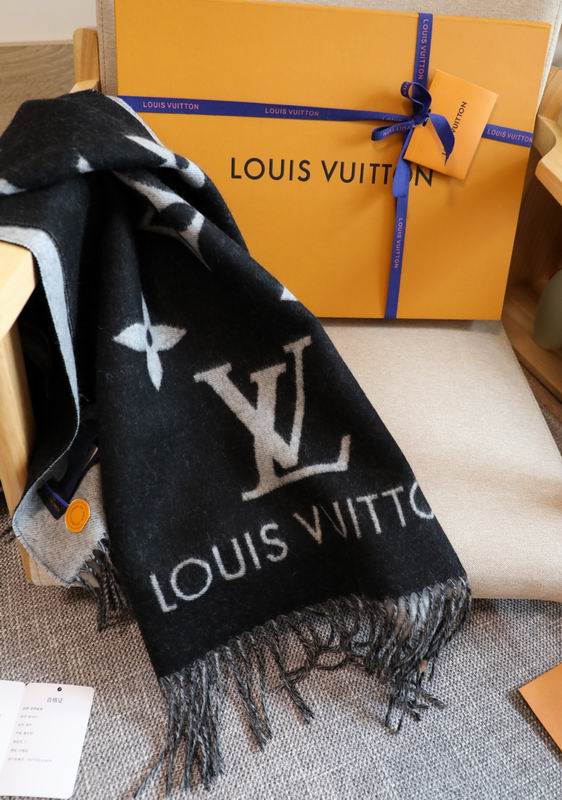 LV scarf 170X45cm E (5)