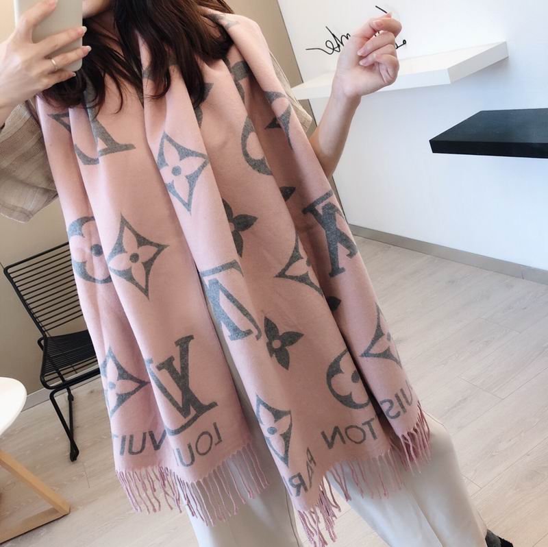 LV scarf 180X65cm E (7)
