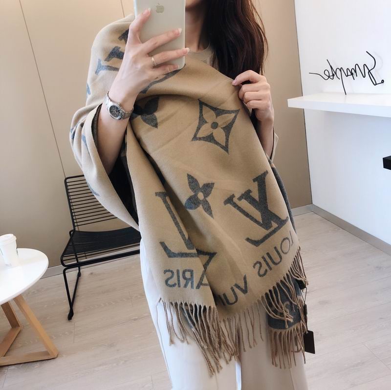 LV scarf 180X65cm E (8)