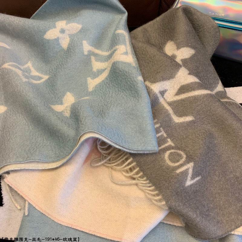 LV scarf 191X46cm E (1)