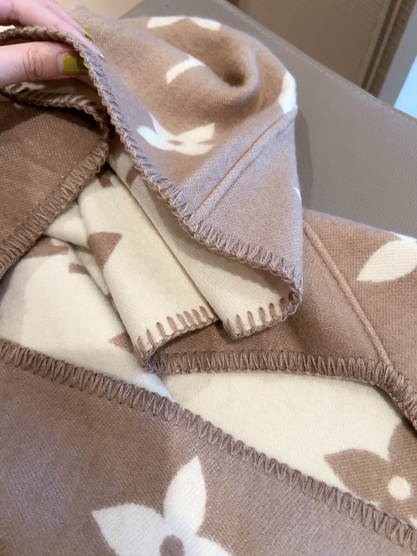 LV scarf 196X26cm E (7)