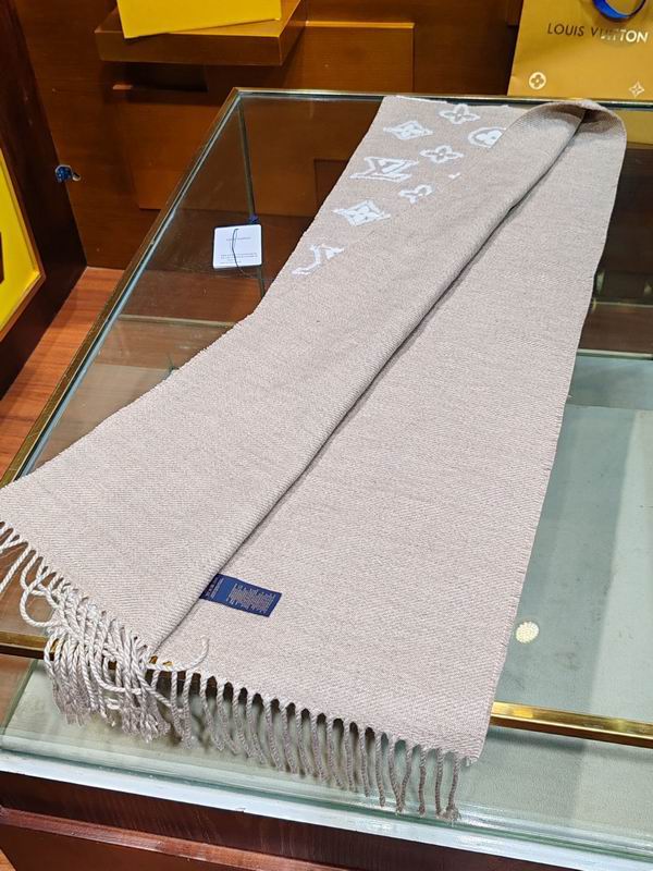 LV scarf 200X34cm E (1)