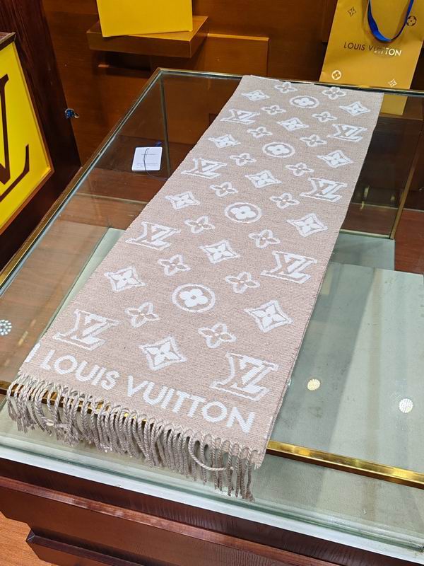 LV scarf 200X34cm E (2)