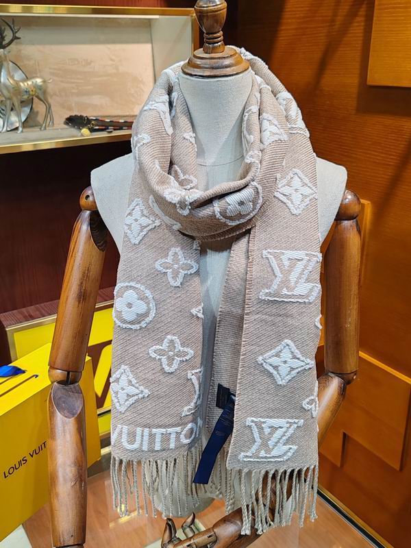 LV scarf 200X34cm E (8)