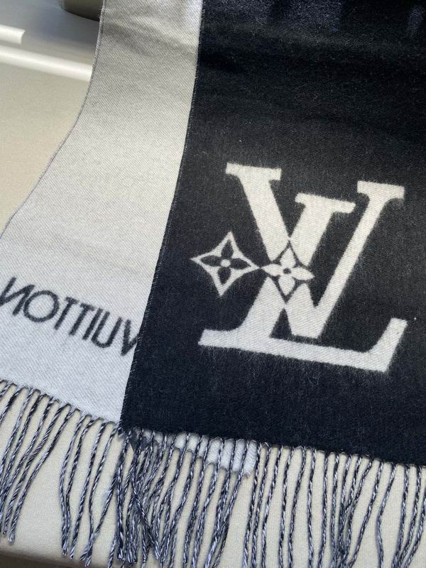 LV scarf 205X26cm E (15)