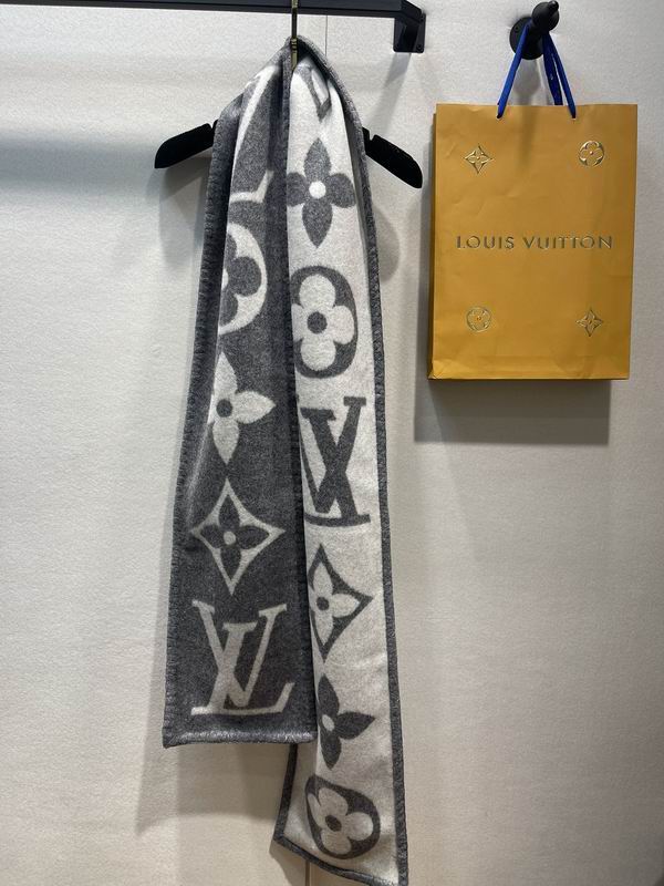 LV scarf 20X230cm E (16)