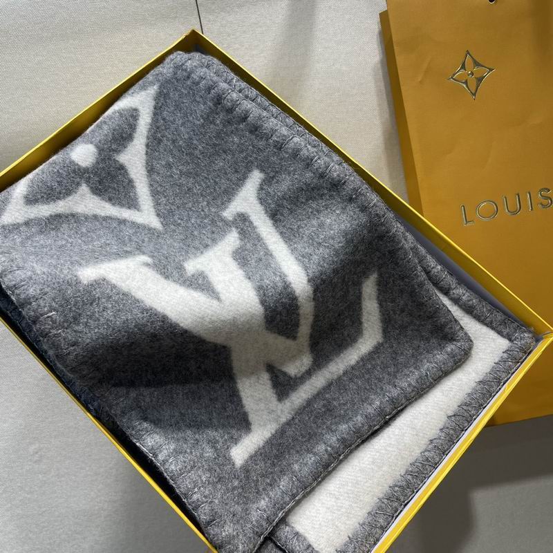 LV scarf 20X230cm E (18)