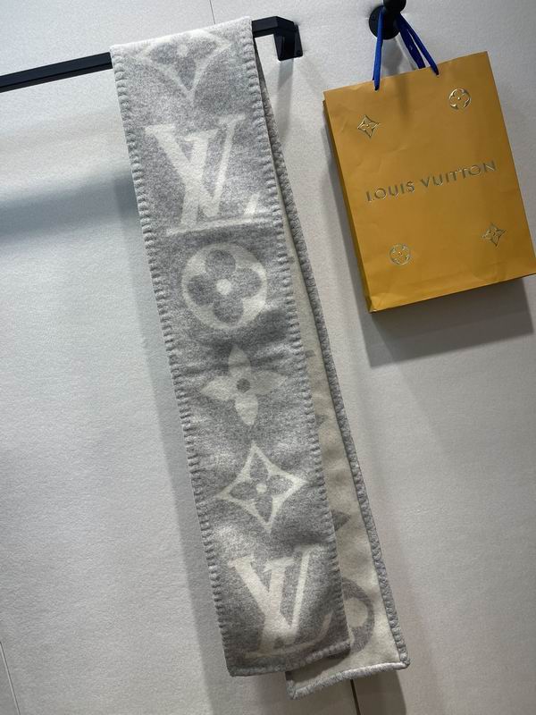 LV scarf 20X230cm E (31)