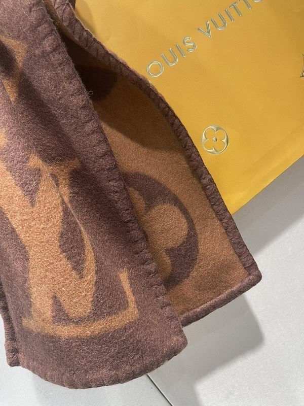 LV scarf 20X230cm E (5)