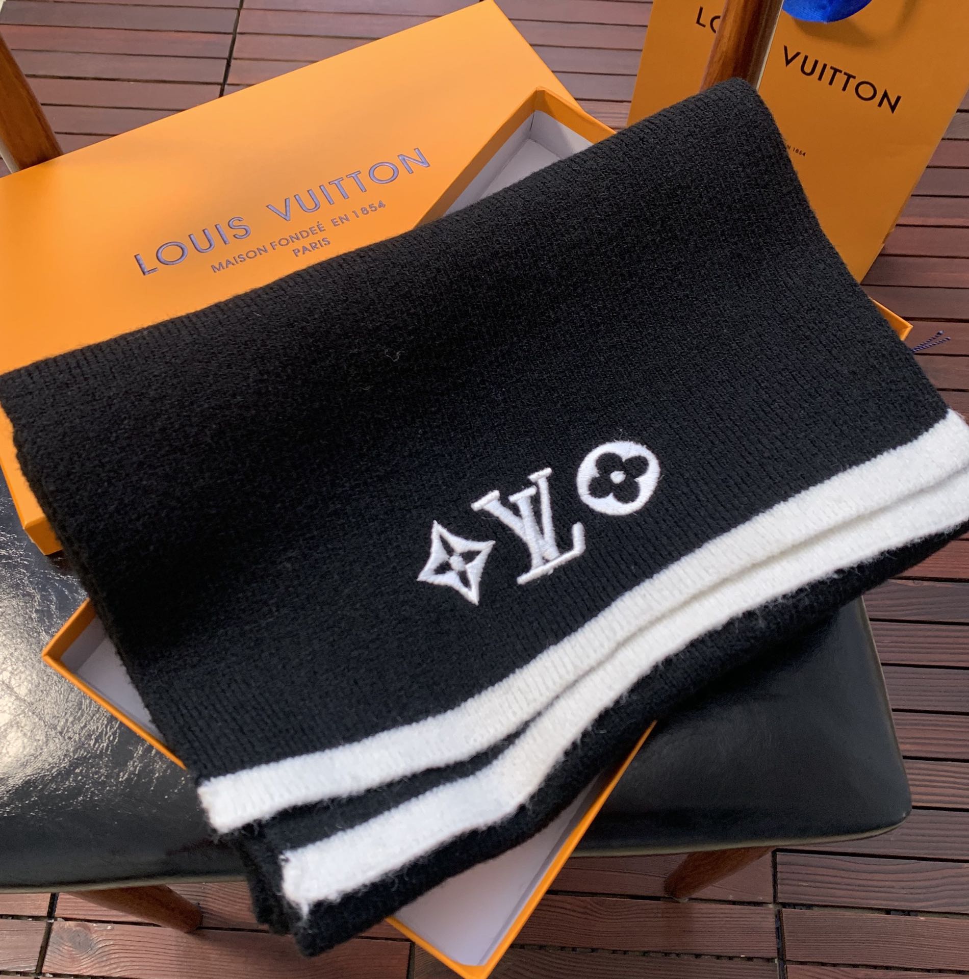 LV scarf 34X190cm 100%羊绒 E (3)