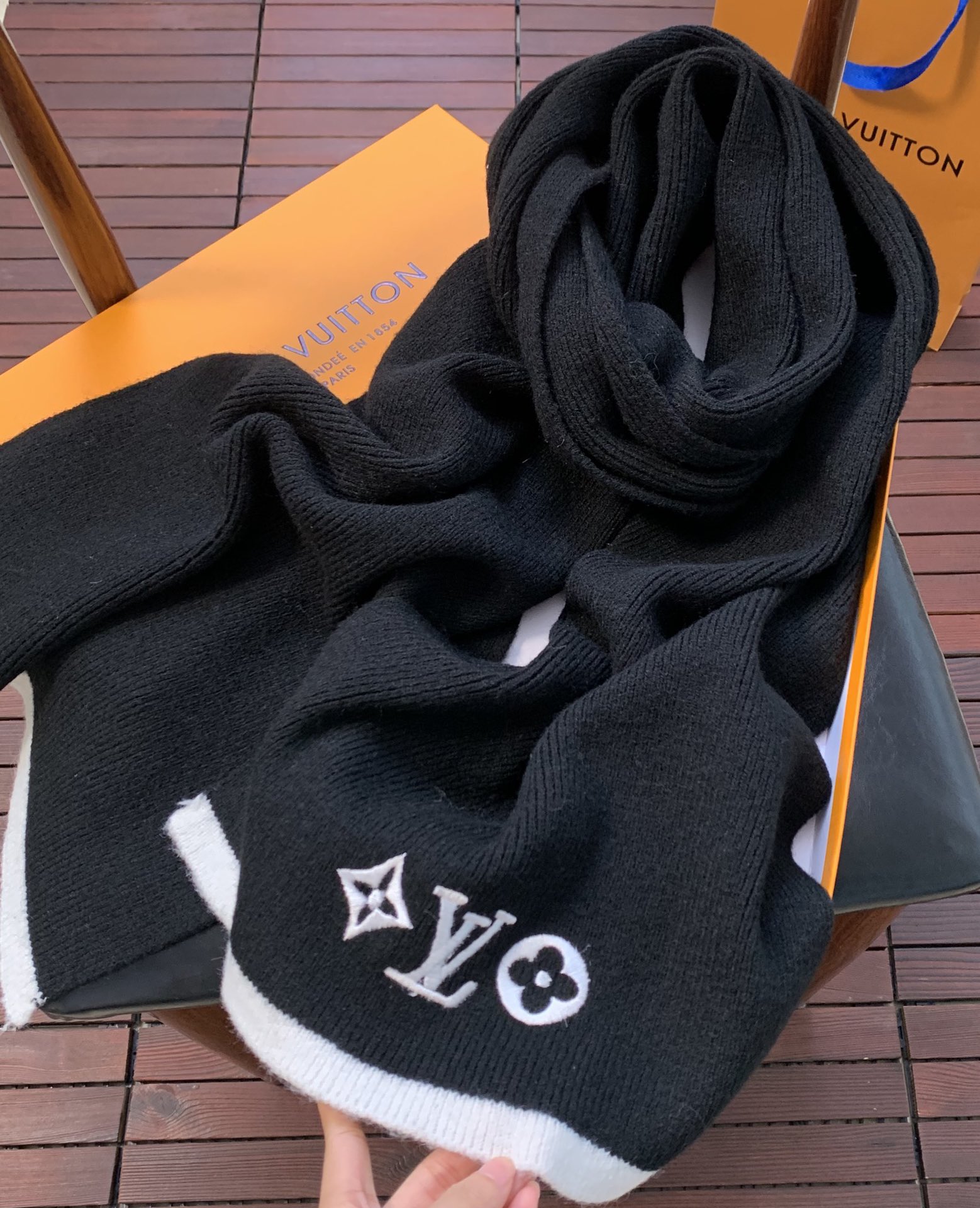 LV scarf 34X190cm 100%羊绒 E (7)