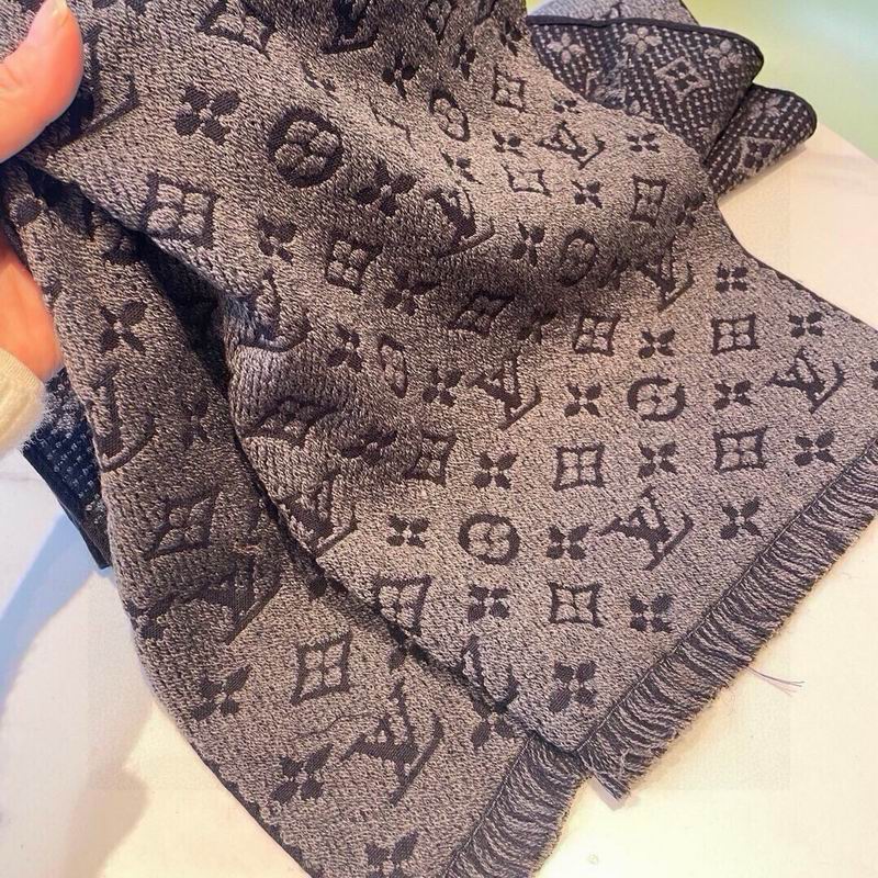 LV scarf 35X180cm E (2)
