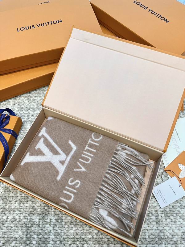 LV scarf 45X190cm(含须长) 100%山羊绒 E (23)