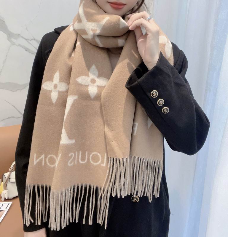 LV scarf 45X190cm(含须长) 100%山羊绒 E (27)