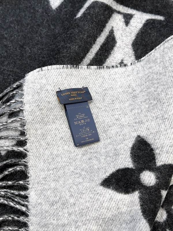 LV scarf 45X190cm(含须长) 100%山羊绒 E (34)
