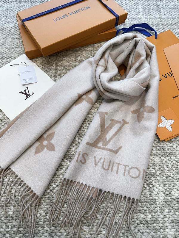 LV scarf 45X190cm(含须长) 100%山羊绒 E (50)