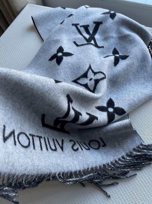 LV scarf 45X190cm E (23)