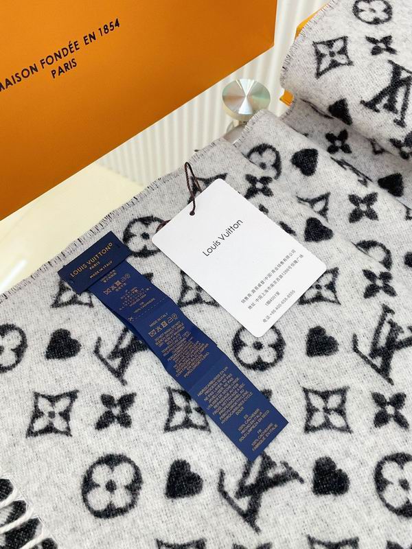 LV scarf 45X200cm E (22)