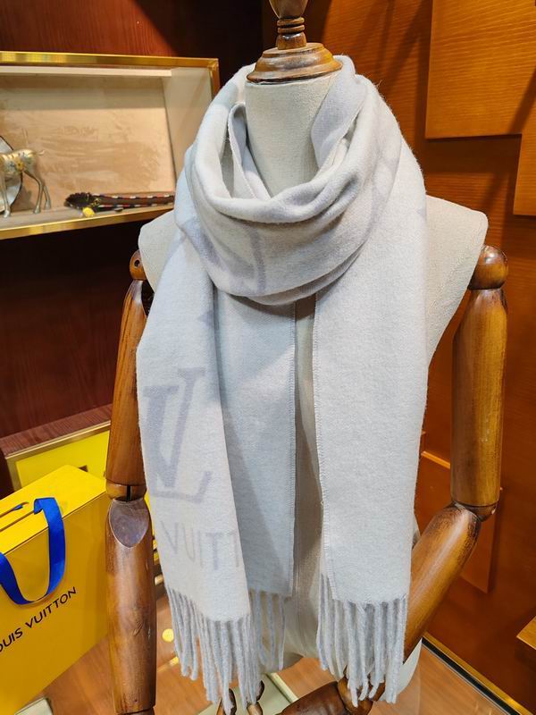 LV scarf 45X215cm 60%羊毛 40%山羊绒 E (9)
