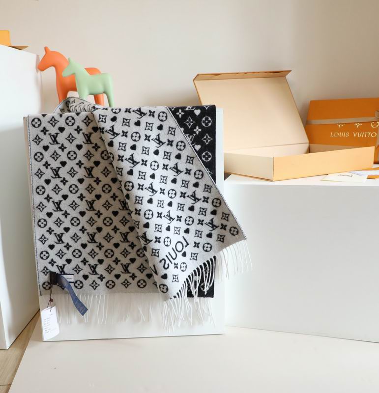 LV scarf 65X180cm E (6)