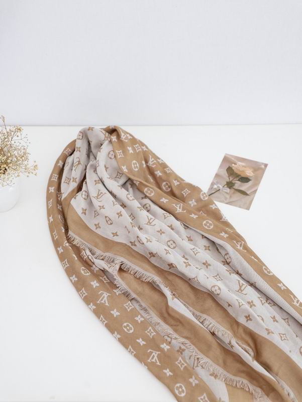 LV silk scarf 140X140cm E (1)