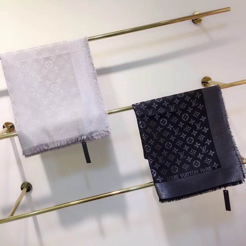 LV silk scarf 140X140cm E (24)