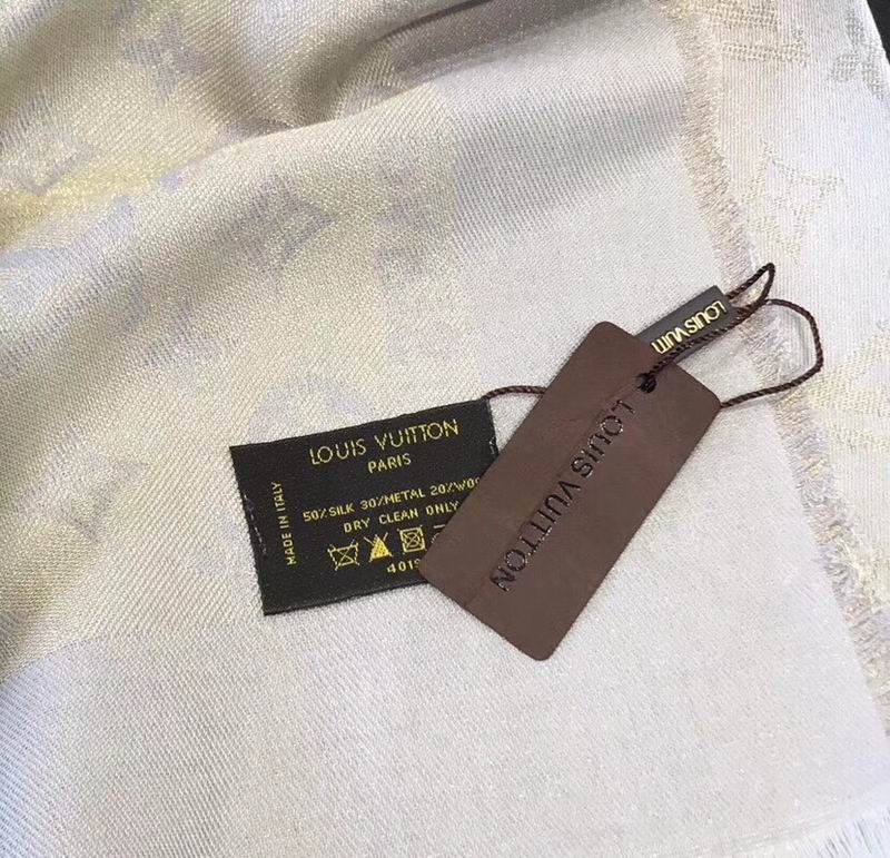 LV silk scarf 140X140cm E (29)