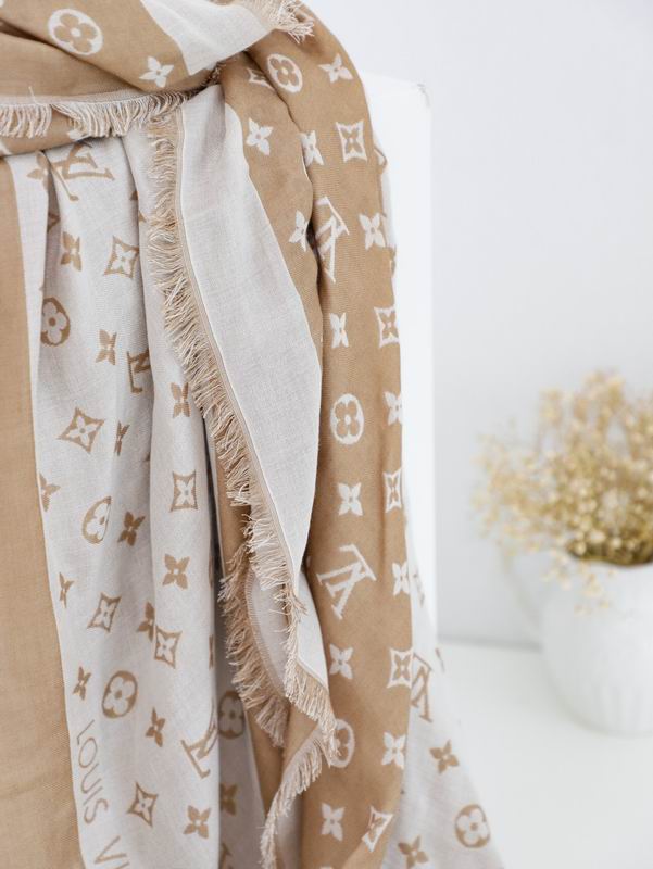 LV silk scarf 140X140cm E (3)