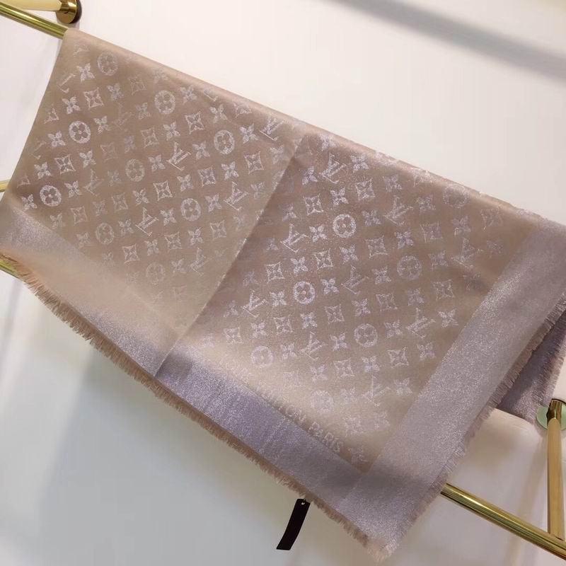 LV silk scarf 140X140cm E (31)