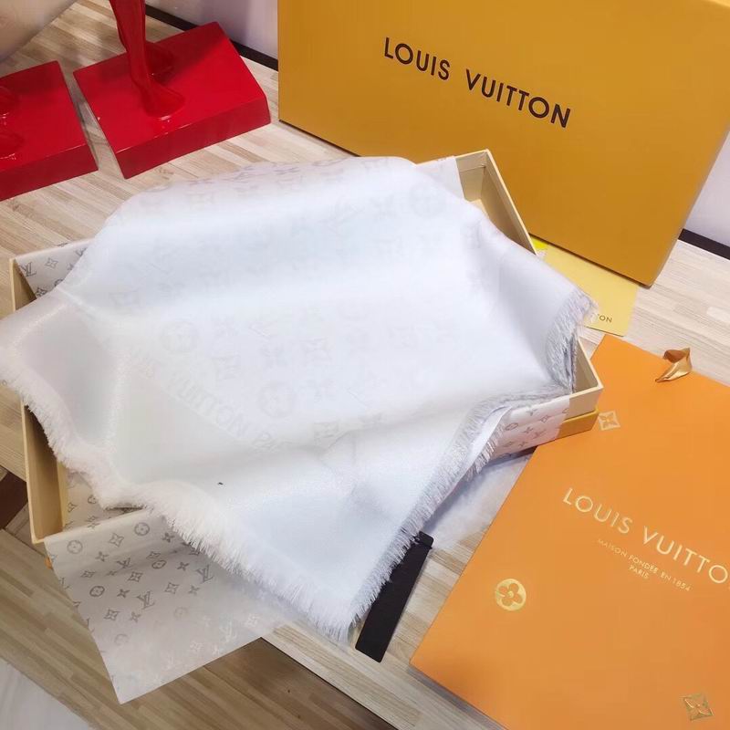 LV silk scarf 140X140cm E (36)