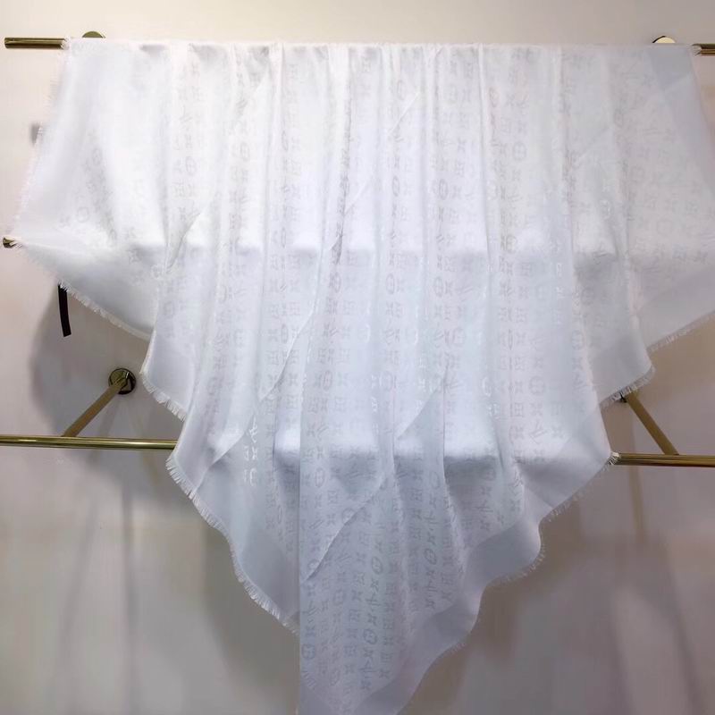 LV silk scarf 140X140cm E (37)