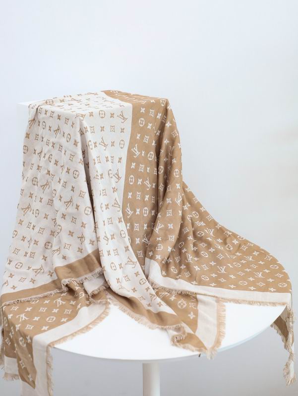LV silk scarf 140X140cm E (4)