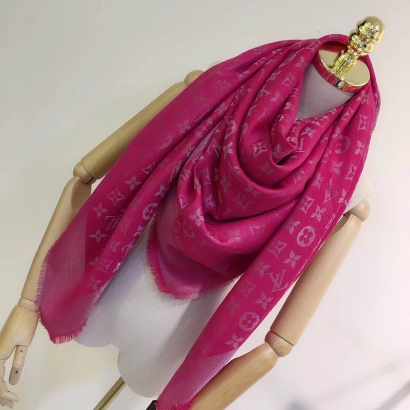 LV silk scarf 140X140cm E (46)
