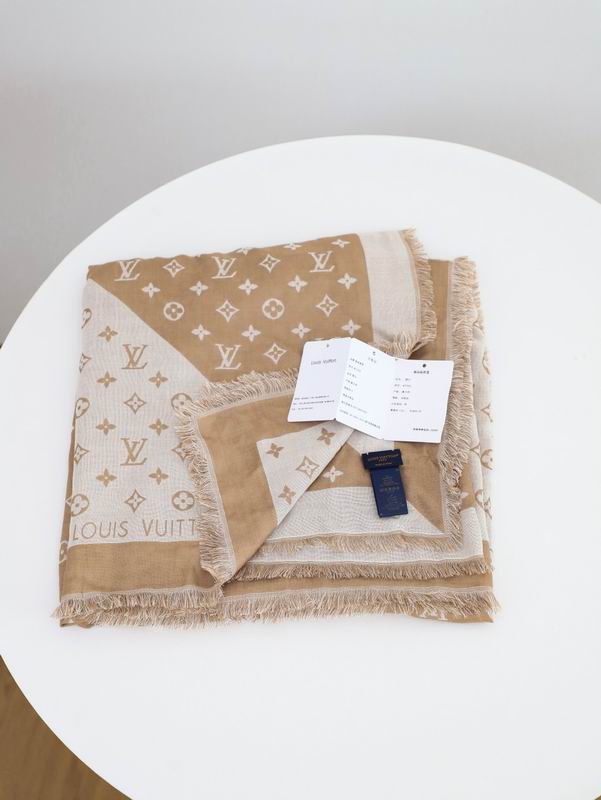 LV silk scarf 140X140cm E (6)