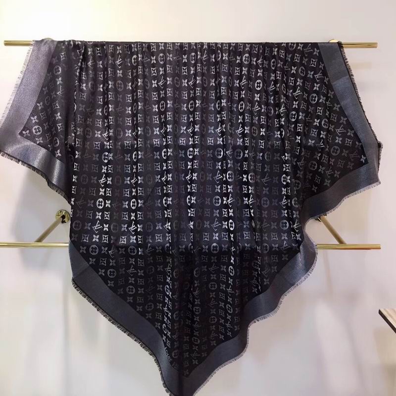 LV silk scarf 140X140cm E (61)