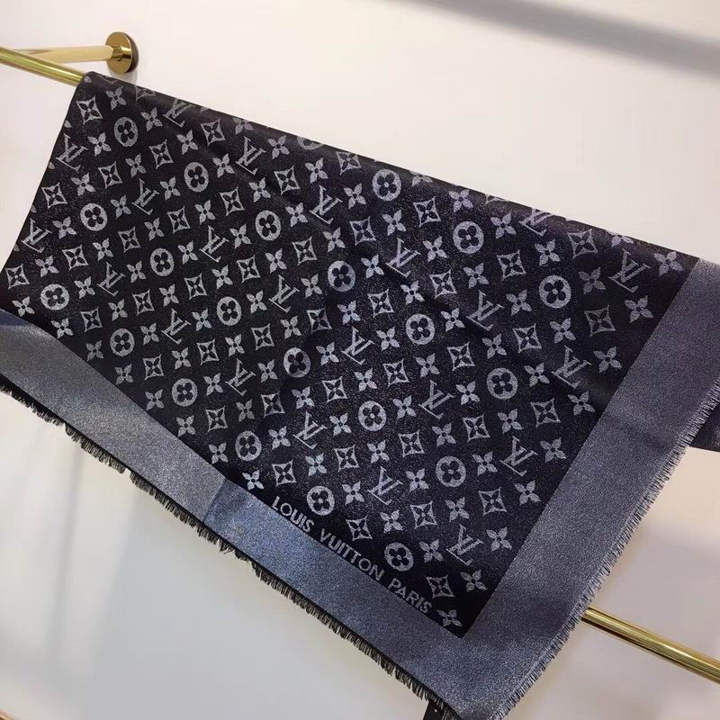 LV silk scarf 140X140cm E (63)