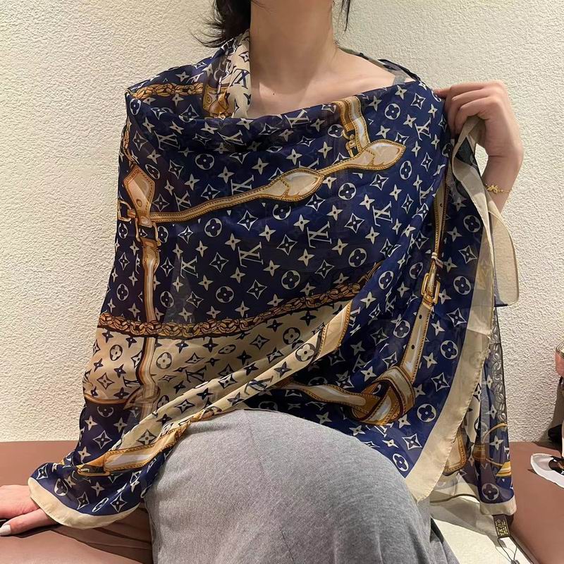 LV silk scarf 180-90cm E (1)
