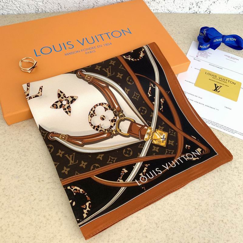 LV silk scarf 50X50cm E (9)