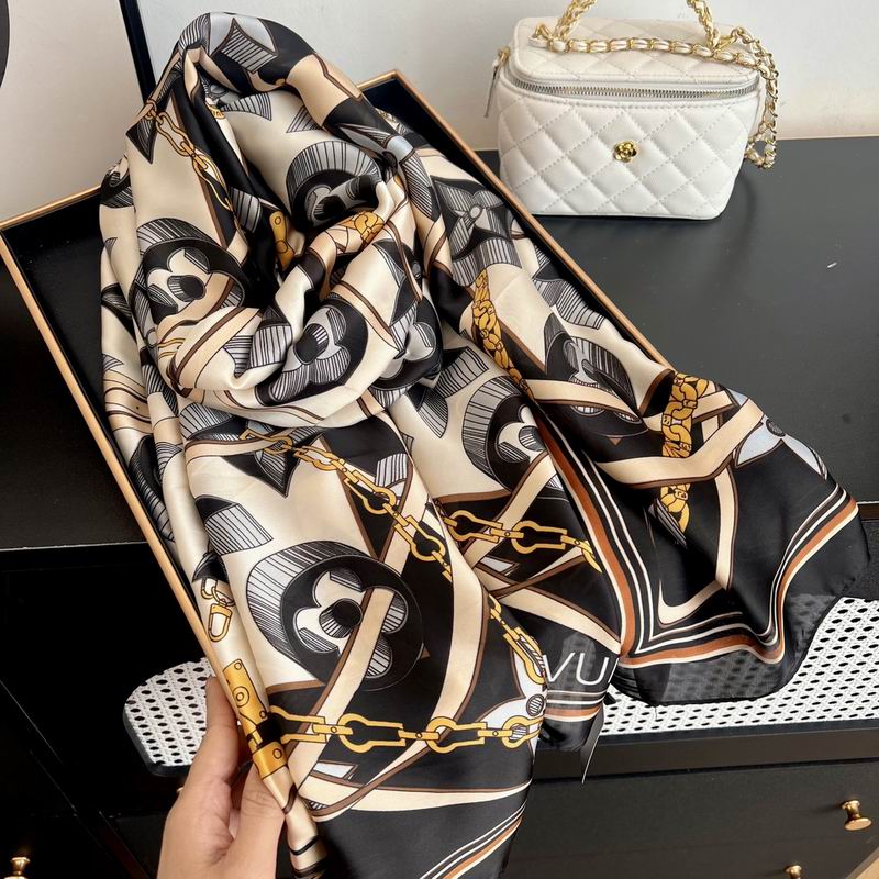 LV silk scarf 90-180cm E (11)