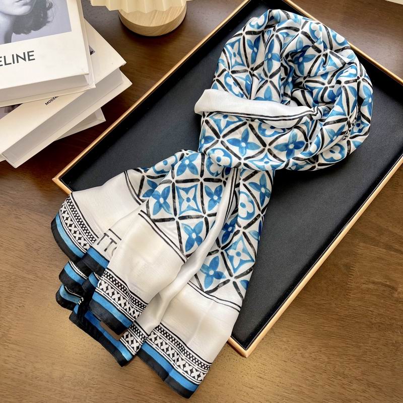 LV silk scarf 90-180cm E (12)