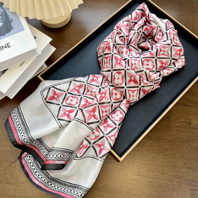 LV silk scarf 90-180cm E (19)