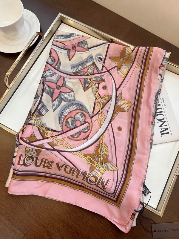 LV silk scarf 90-180cm E (3)