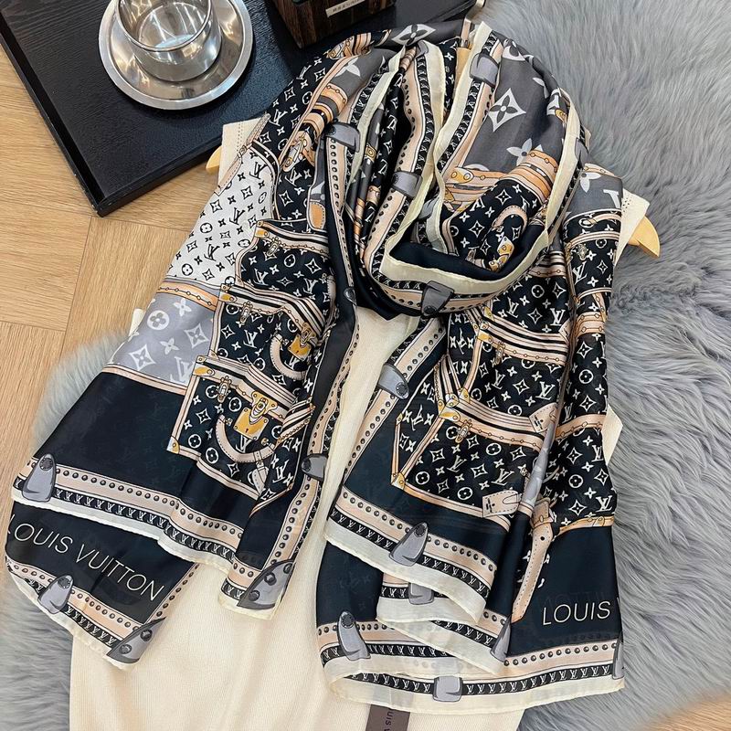 LV silk scarf 90-180cm E (4)