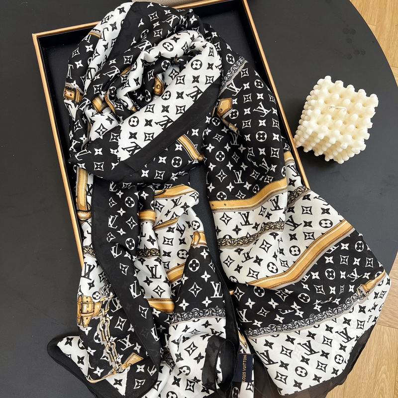 LV silk scarf 90-180cm E (5)