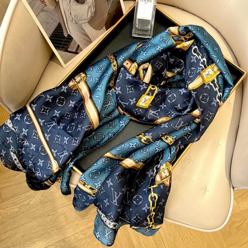 LV silk scarf 90-180cm E (8)