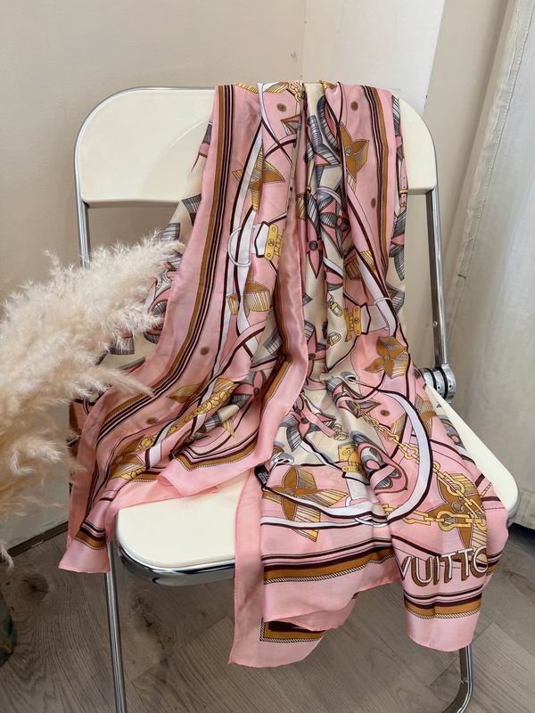 LV silk scarf 90-180cm E (8)