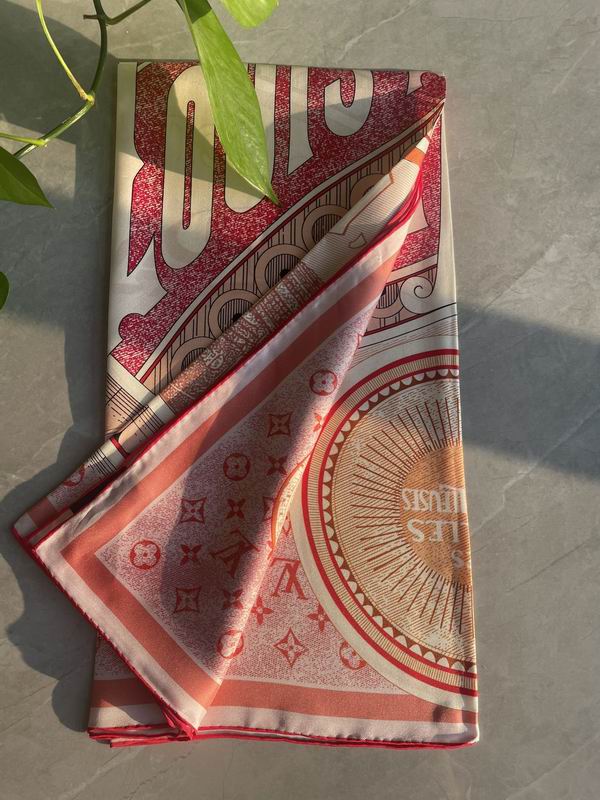 LV silk scarf 90X90cm E (10)