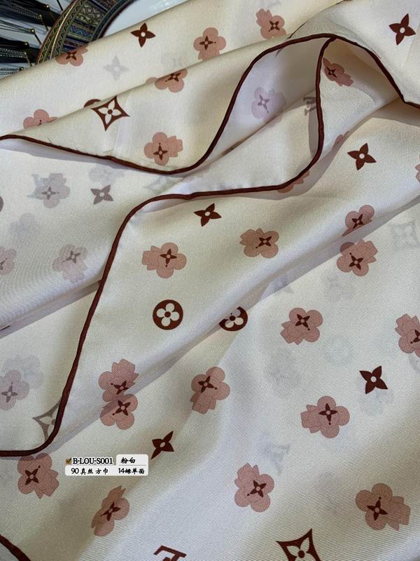LV silk scarf 90X90cm E (10)